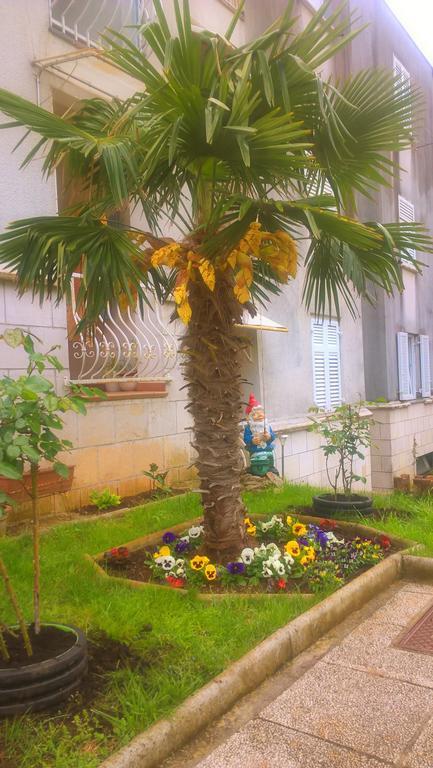 Apartment Anamarija Njivice Exterior foto